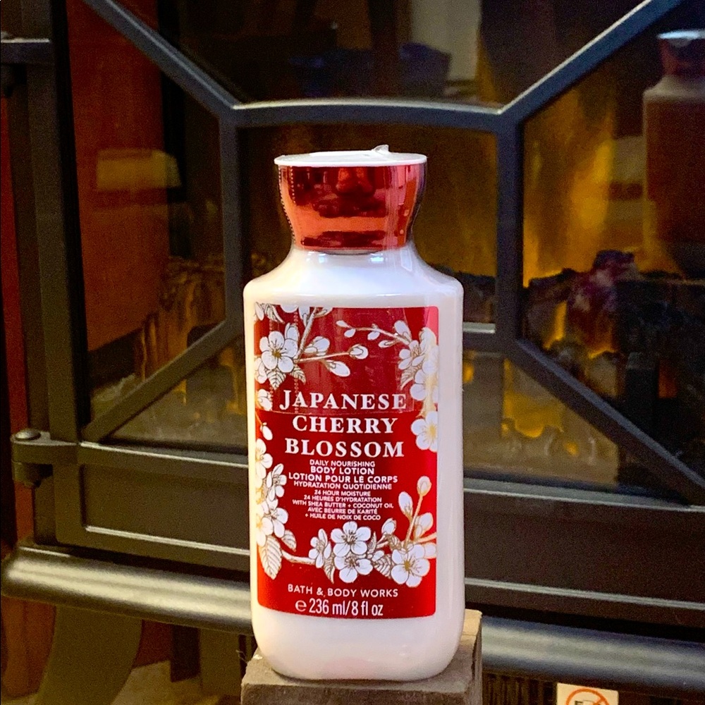 BBW Japanese Cherry Blossom Body Lotion